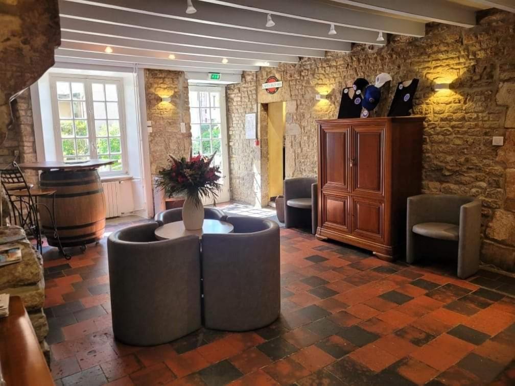 Auberge Le John Steele Сент-Мер-Эглиз Экстерьер фото